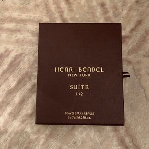 Henri Bendel Suite 712 Travel spray perfume